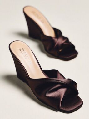 Silent D Katia Wedges Satin